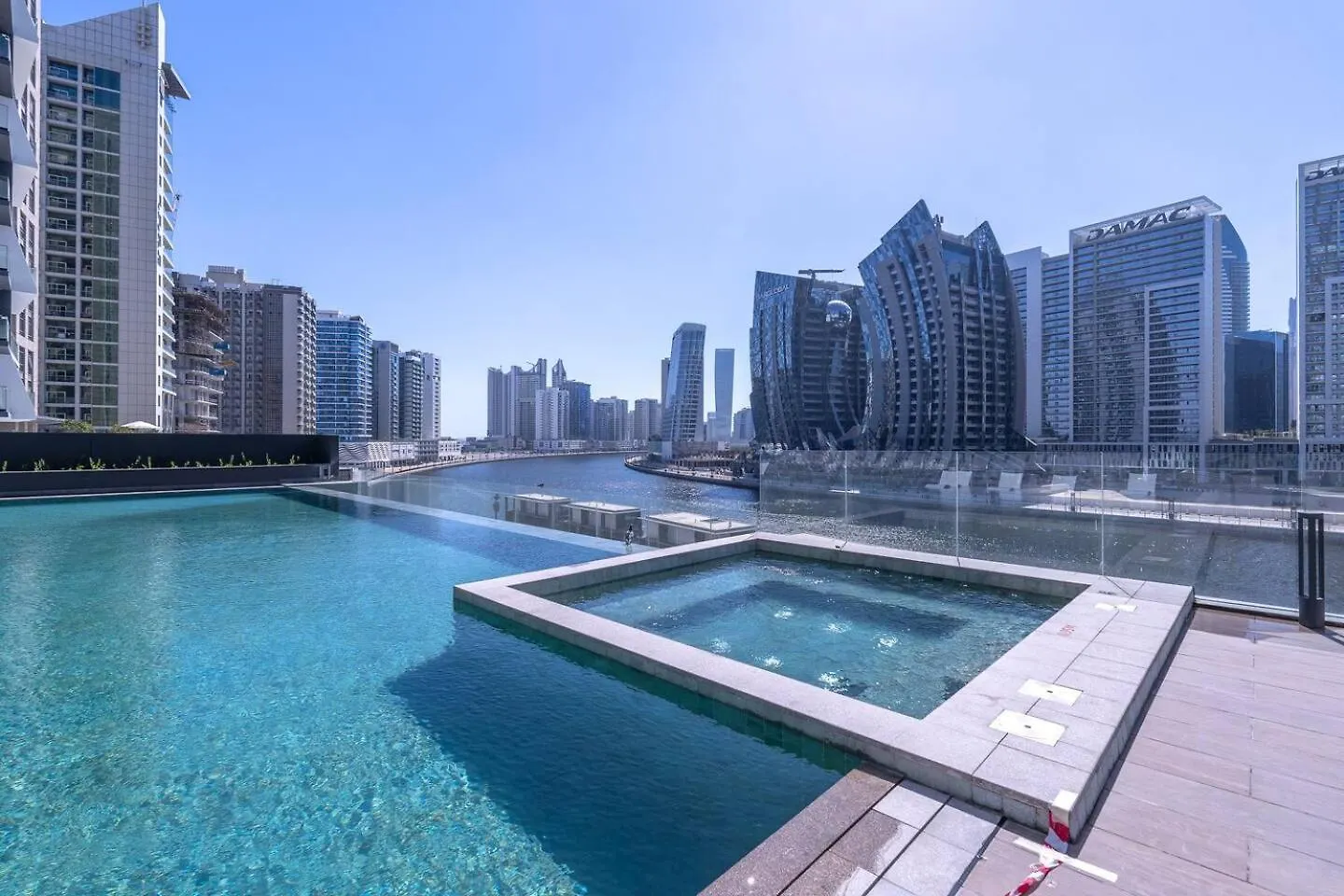 Luxury Apartment With Burj Khalifa View, Balcony Netflix Wehome Premium Dubai