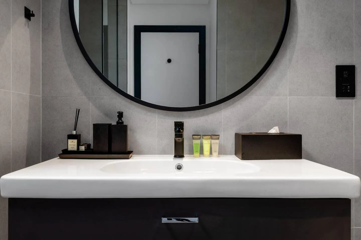 Luxury Apartment With Burj Khalifa View, Balcony Netflix Wehome Premium Dubai United Arab Emirates