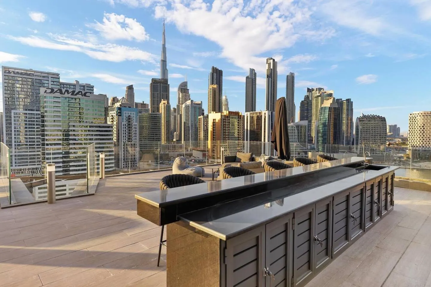 Luxury Apartment With Burj Khalifa View, Balcony Netflix Wehome Premium Dubai