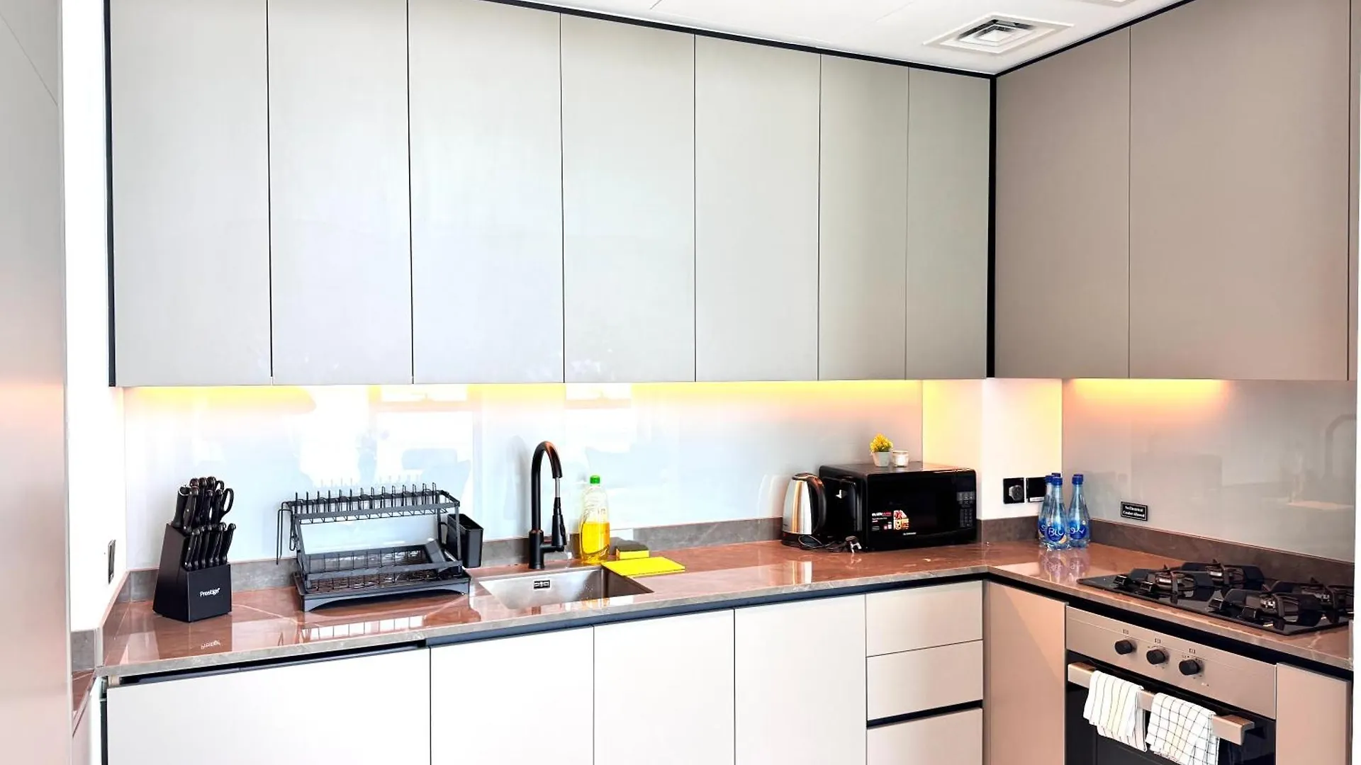 Luxury Apartment With Burj Khalifa View, Balcony Netflix Wehome Premium Dubai 0*,
