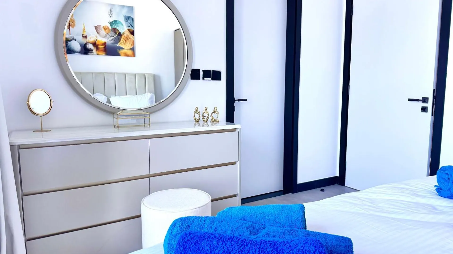 Luxury Apartment With Burj Khalifa View, Balcony Netflix Wehome Premium Dubai