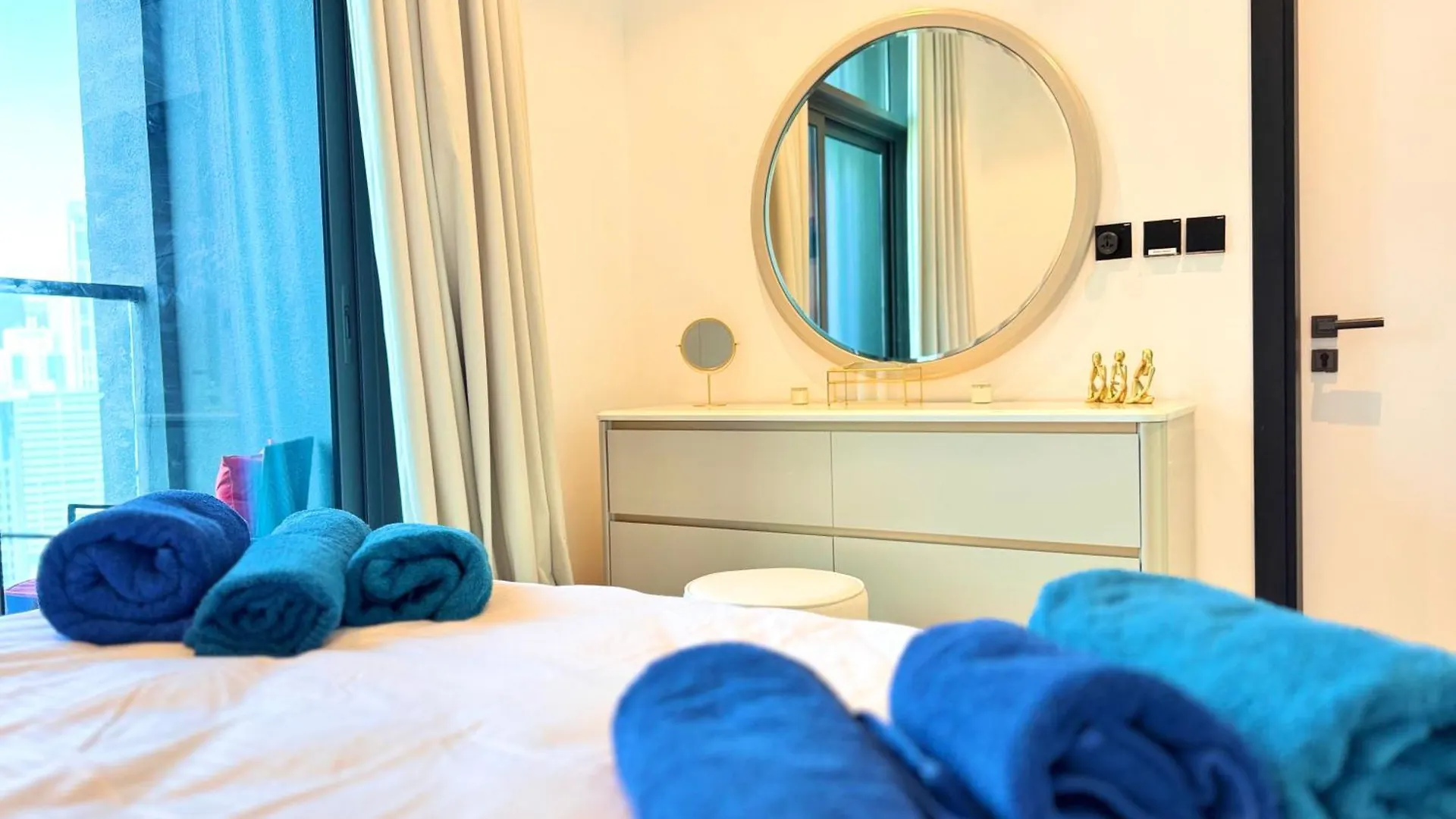 Luxury Apartment With Burj Khalifa View, Balcony Netflix Wehome Premium Dubai United Arab Emirates
