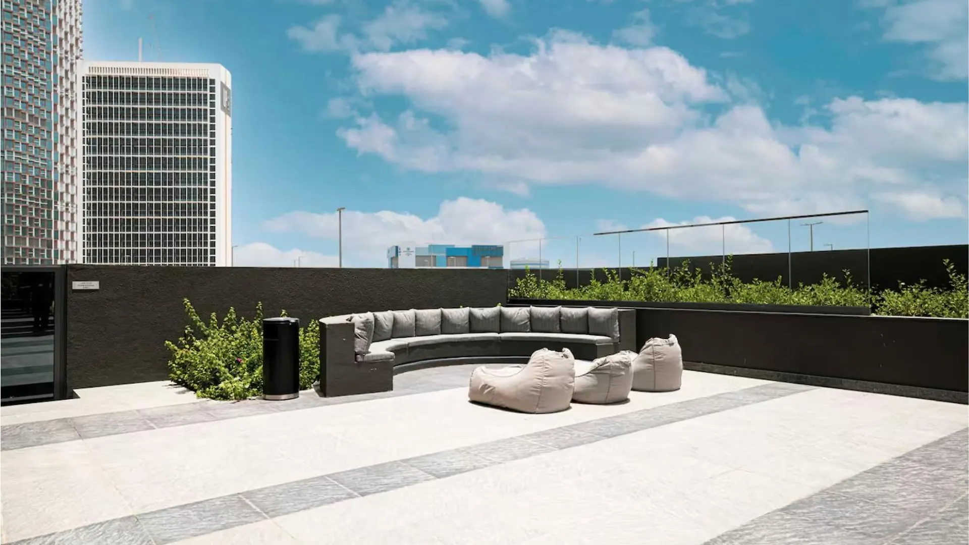 Luxury Apartment With Burj Khalifa View, Balcony Netflix Wehome Premium Dubai 0*,